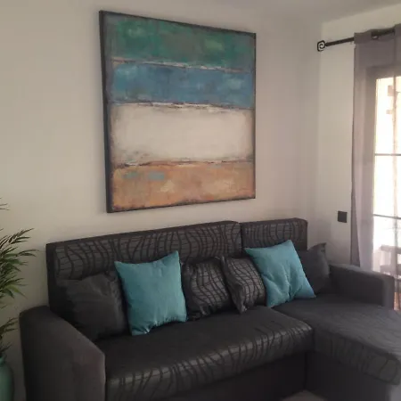 Immaculate 1-bed On Castillo Mar Apartamento *