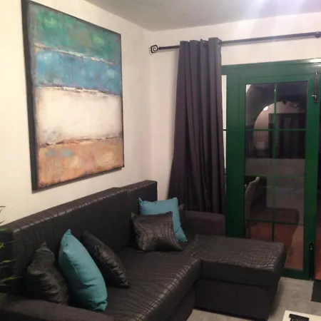 Luxury One Bedroom Duplex In Lägenhet